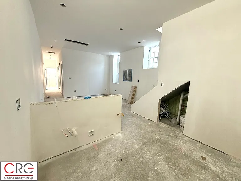 140 Summer St #1B — Photo 6