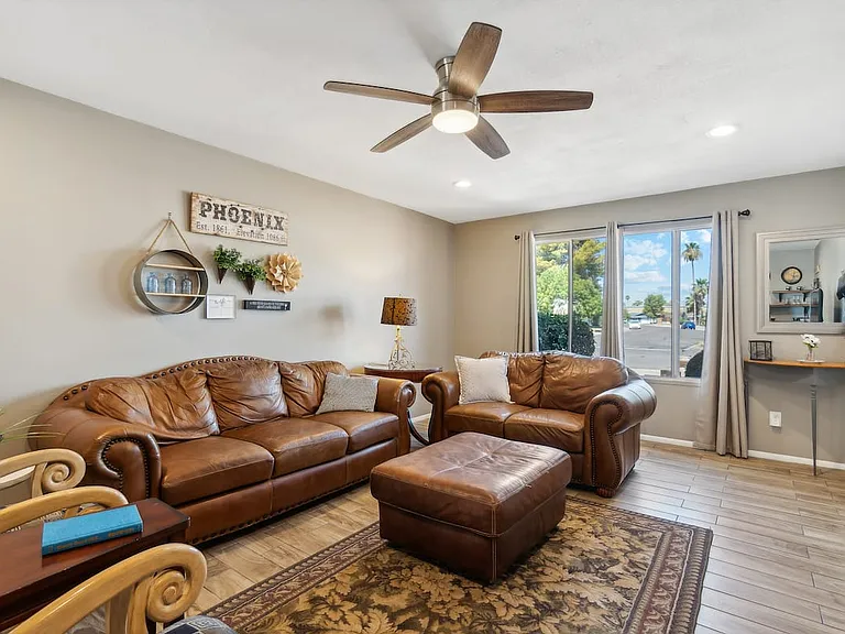 3209 S Los Feliz Dr — Photo 5