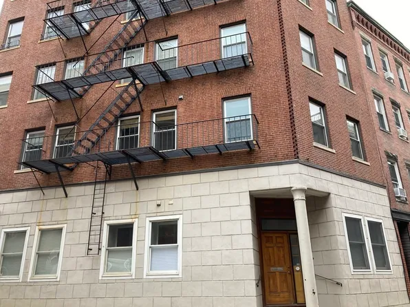 101 Prince St APT 1, Boston, MA 02113
