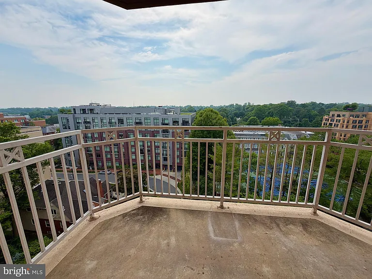7500 Woodmont Ave #S1019 — Photo 13