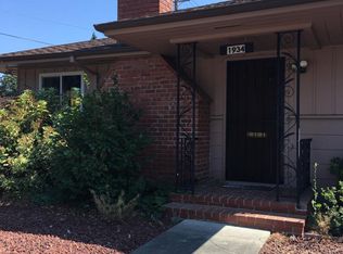 1934 Marian Ln, Santa Rosa, CA 95405