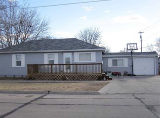 412 E G St, North Platte, NE 69101