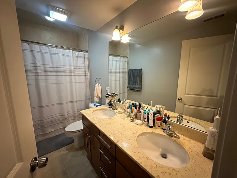 4228 N Whipple St #2N — Photo 8