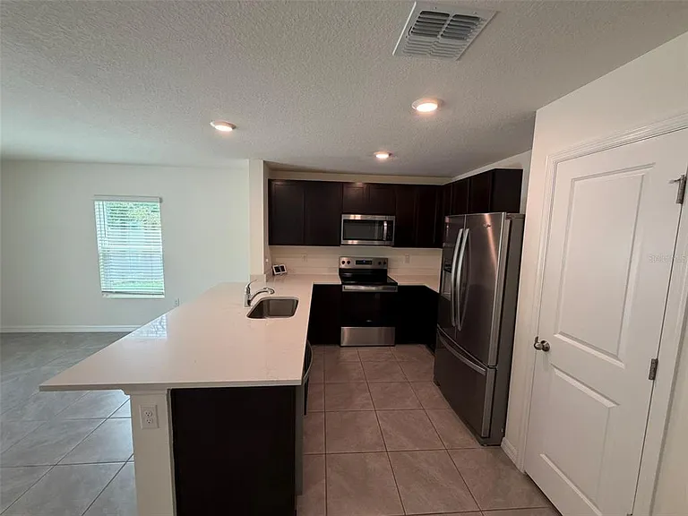 6609 SW 81st Loop — Photo 7