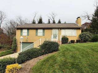 1277 Scenic Ct, Bethel Park, PA 15102