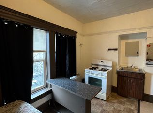 33-1717 W Burnside St, Portland, OR 97233