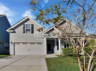 321 Harriswood Ln, Moncks Corner, SC 29461