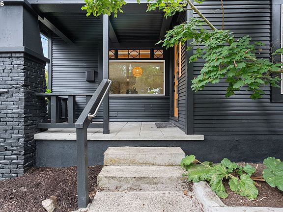 5th image of 1706 SE 49th Ave