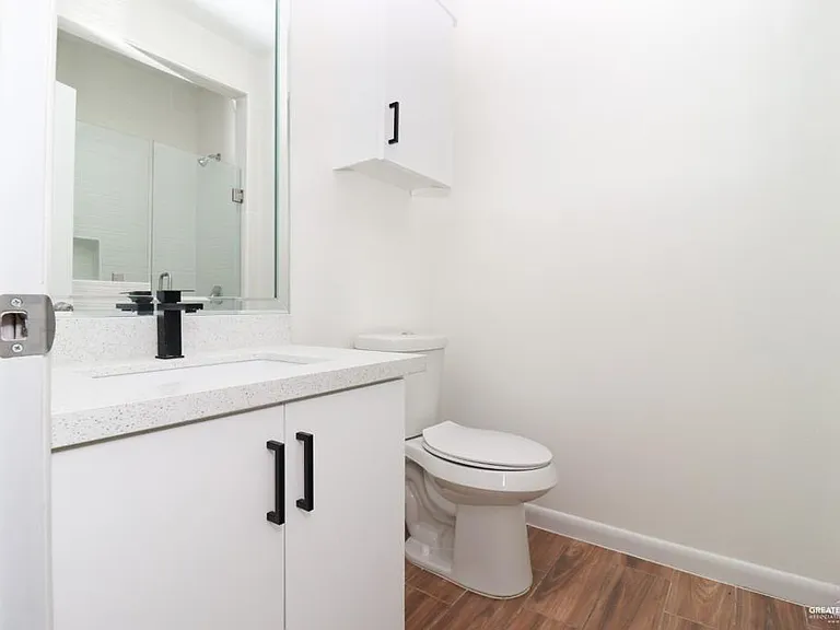 1312 S Xanthia St #4 — Photo 6