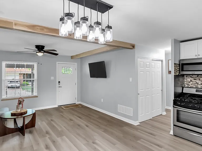 1338 Greenmar Dr — Photo 7