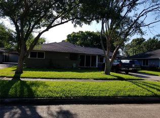 5410 Meadow Creek Ln, Houston, TX 77017