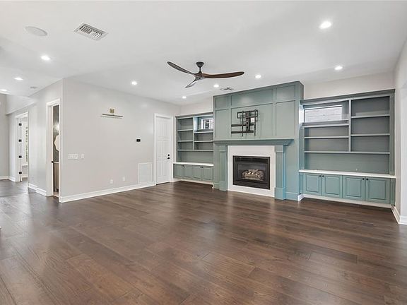 4th image of 5105 W NEPTUNE WAY
