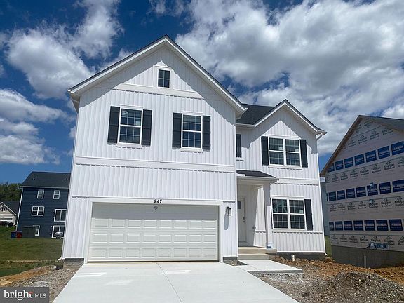 2nd image of 447 Buckeye Dr