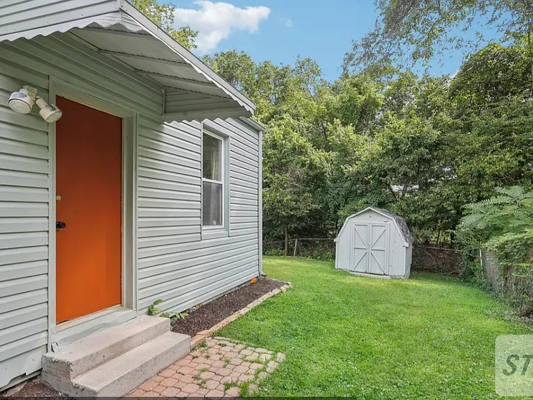 334 Crestline Ave — Photo 9