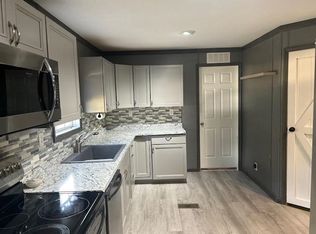 207 Navajo St, Satsuma, FL 32189