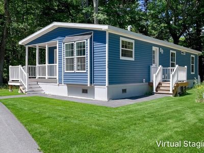 139 Robinhood Drive, Exeter, NH, 03833