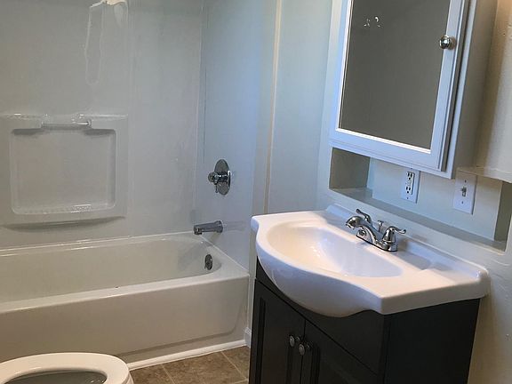 2nd image of 5616 Stephenson Ave