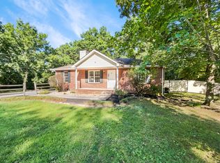 1008 Edgar Rd, Ashland City, TN 37015