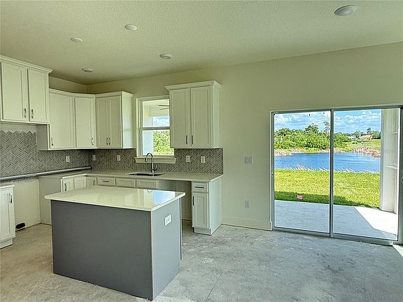 4th image of 14004 Emerald Fields Dr