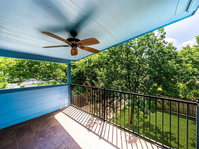 4505 Red River St #B — Photo 25