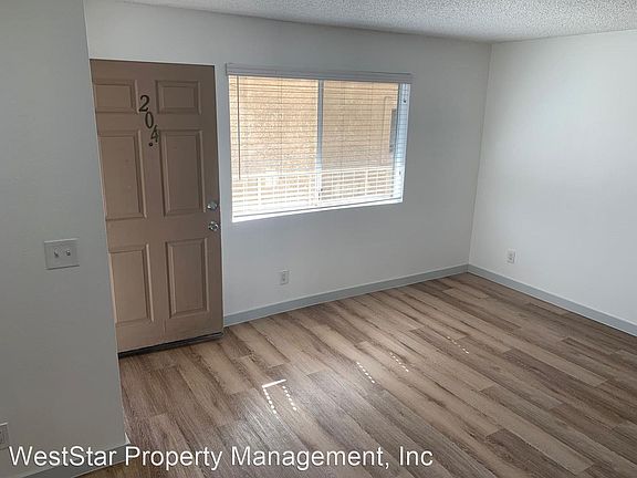 5th image of 1056 Belmont Ave APT 204