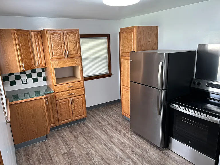 835 W College Rd — Photo 9