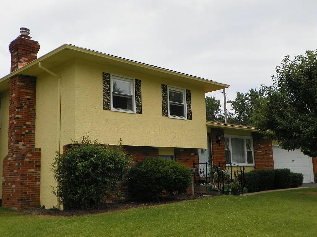 3828 Armada Rd photo 1