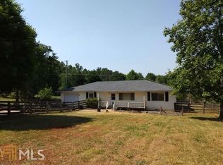 6186 Hawkins Dr, Cumming, GA 30028