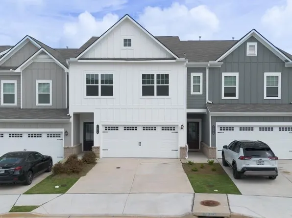 1074 Chastain Dr #44, Sugar Hill, GA 30518