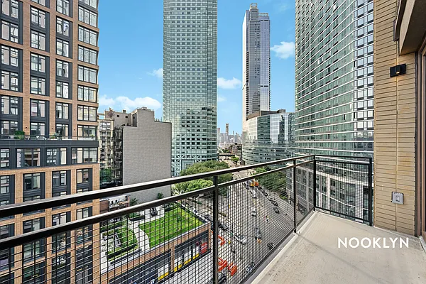 Rented by Nooklyn NYC LLC | media 50