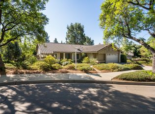 2448 Wood Ct, Claremont, CA 91711