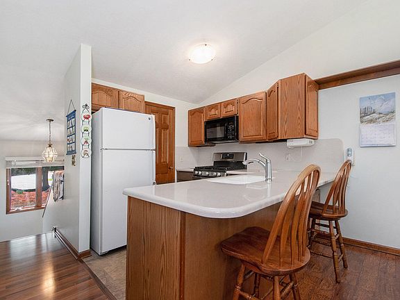 5th image of 1367 Bent Tree Ct