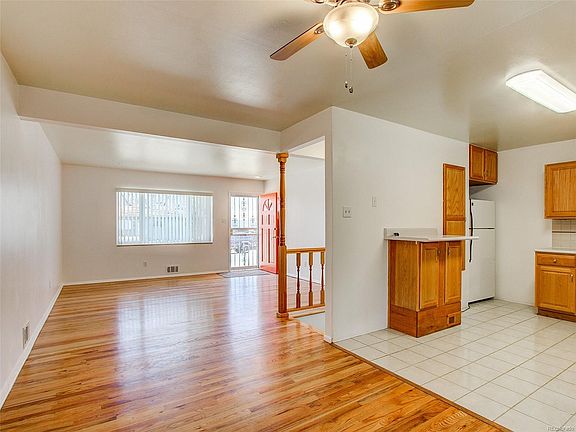4th image of 3009 S Zurich Ct