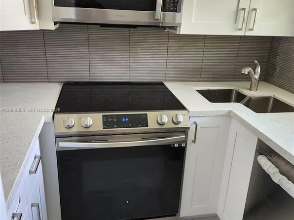 1333 E Hallandale Beach Blvd APT 423, Hallandale, FL 33009