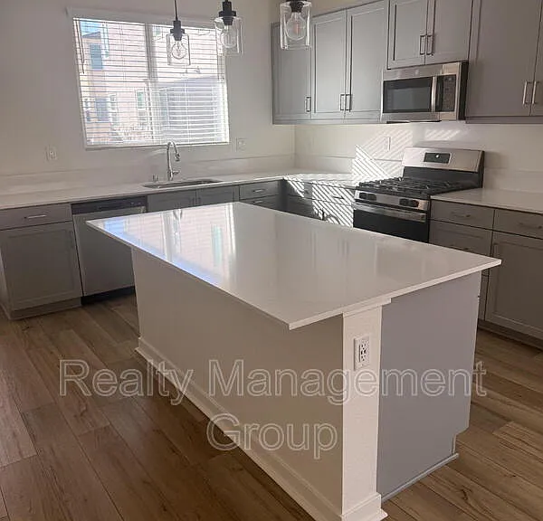 5480 Shorefront Dr #163 — Photo 11