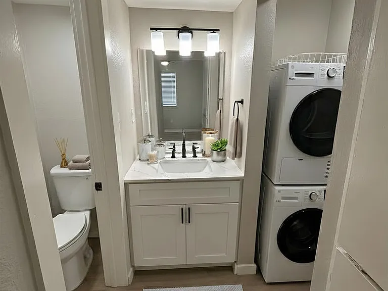 4400 1/2 Avenue B #118 — Photo 8