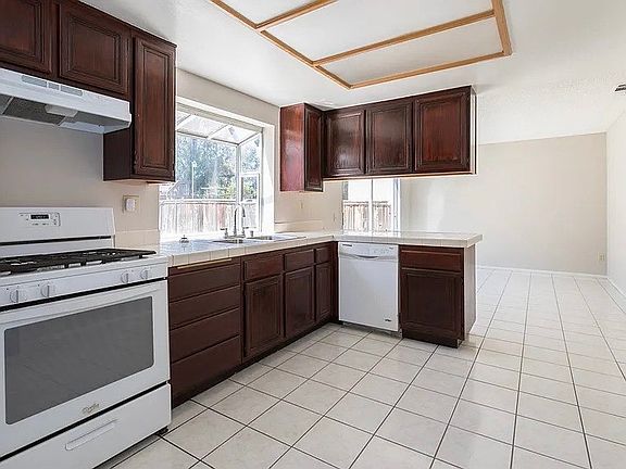 2nd image of 24527 Wind Flower Dr