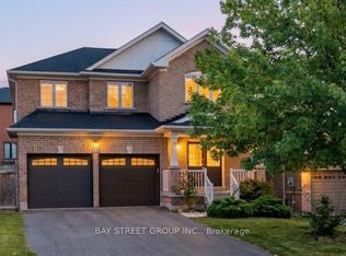 37 Mynden Way, Newmarket, ON L3X3A7