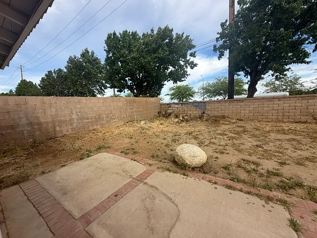 1725 Windsor Pl — Photo 21