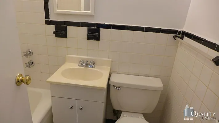 Rented by (Legacy) NY Quality Living Uptown | media 43