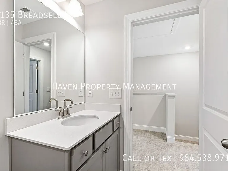 1135 Breadsell Ln — Photo 20