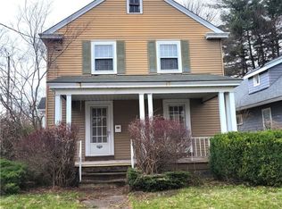15 Brookline Dr, Utica, NY 13501
