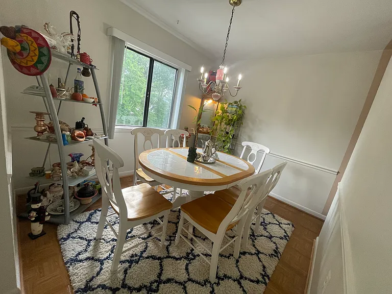 613 Center St — Photo 43