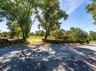 561 Mund Rd, Saint Helena, CA 94574