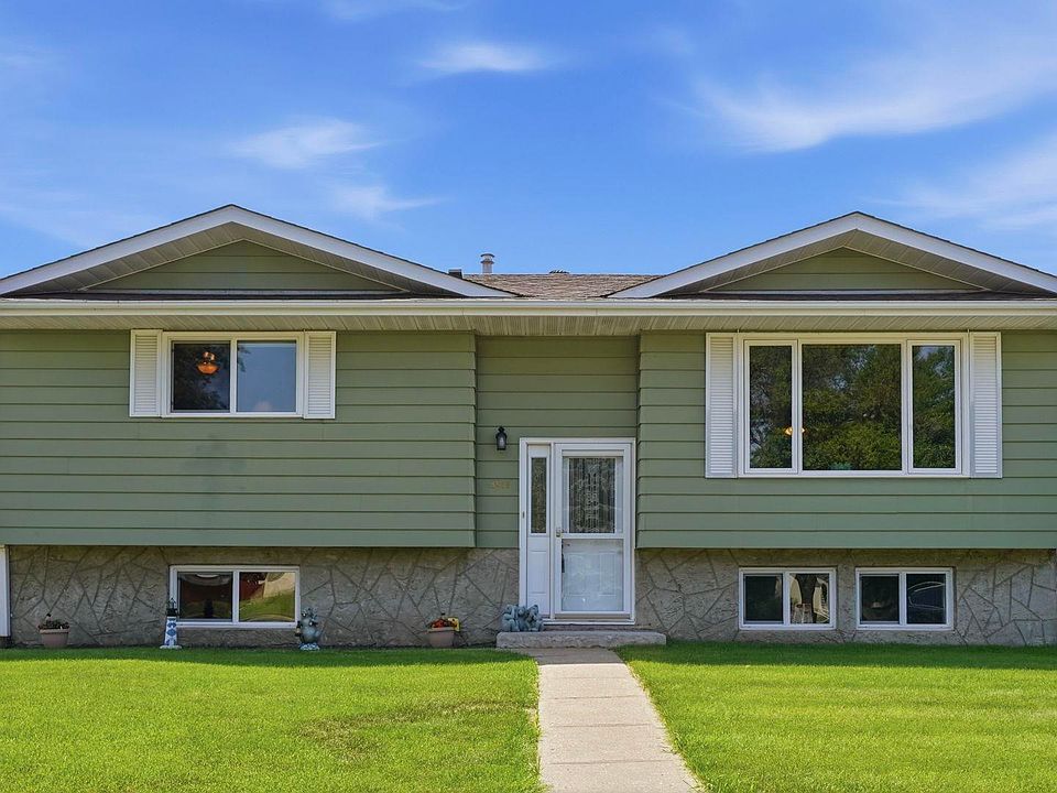 1st image of 4515 41a Ave