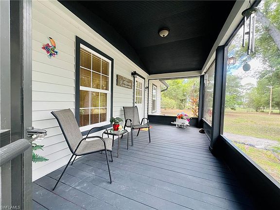 5th image of 155 Evans RD