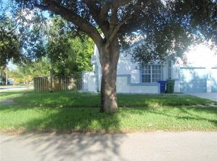 1201 SW 85th Ave, Pembroke Pines, FL 33025