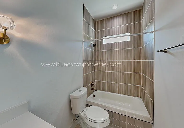 805 S Glasgow Dr — Photo 12