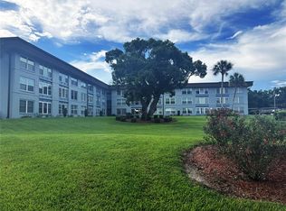 333 LAKE HOWARD DRIVE NW #302B, WINTER HAVEN, FL 33880