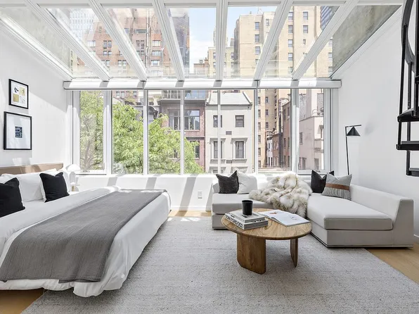 128 E 38th St #1, New York, NY 10016